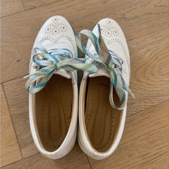 Ecco 'Tour' Hybrid Wingtip Golf Shoe White Size 39 - Picture 4 of 6